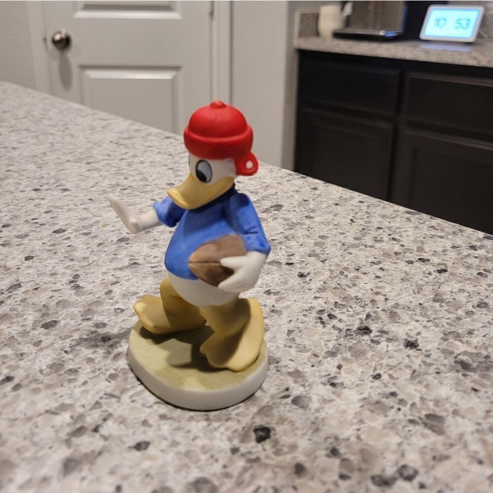 Donald Duck Walt Disney Football Rugby Player Figurine Ceramic 4" Vintage